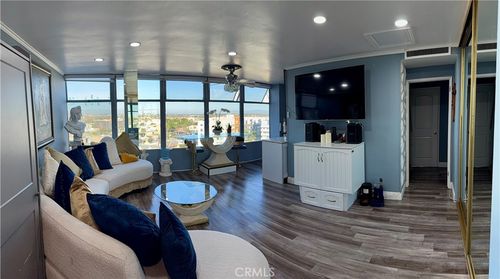 apt-1012-100 Atlantic Ave, Long Beach, CA, 90802-5153 | Card Image