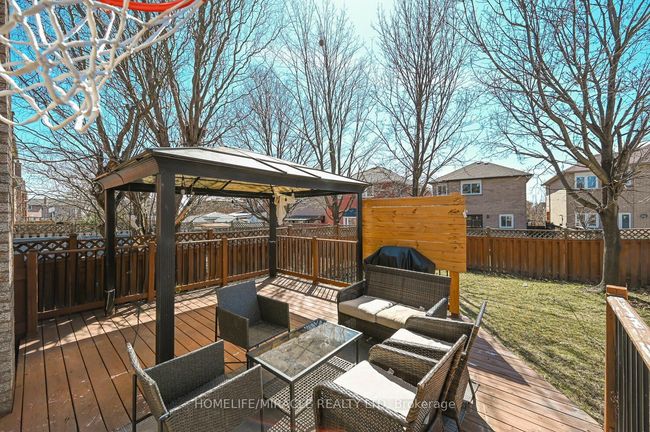 22 Cranberry Cres, House other with 5 bedrooms, 4 bathrooms and 5 parking in Brampton ON | Image 27