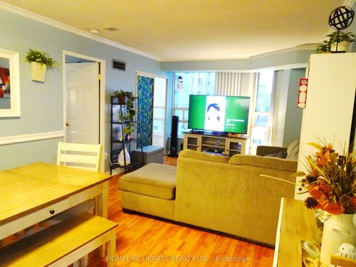 1011-250 Webb Dr, Mississauga, ON, L5B3Z4 | Card Image