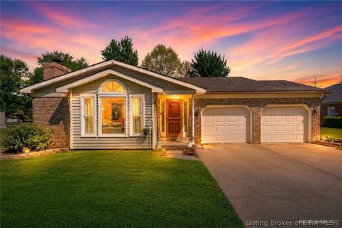 1614 W Monique Dr, Scottsburg, IN, 47170-6810 | Card Image