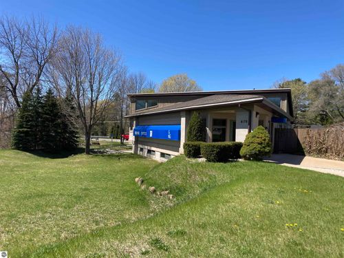 6170 Us-31 N, Williamsburg, MI, 49690 | Card Image