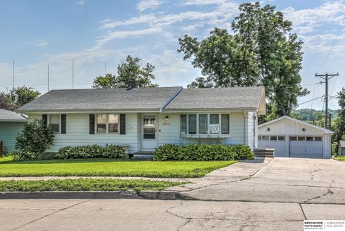 4011 N 92 Avenue, Omaha, NE, 68134 | Card Image