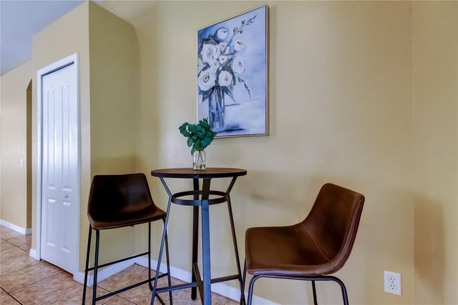 Eat in Kitchen | Image 14