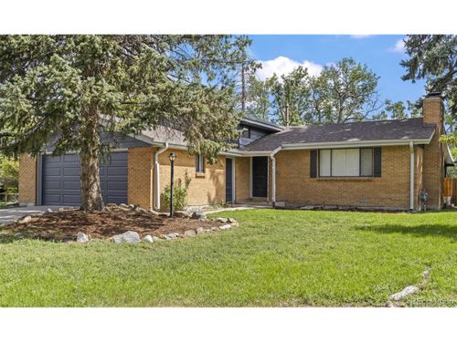 390 Scranton St, Aurora, CO, 80011-8421 | Card Image