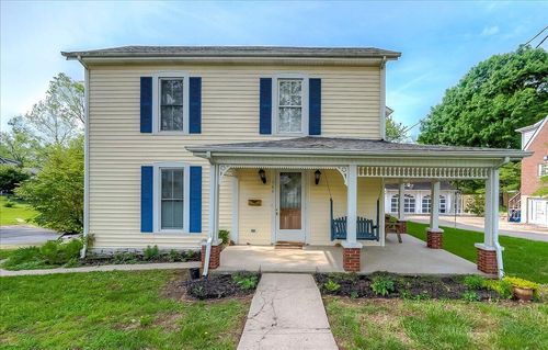 566 Cane Run St, Harrodsburg, KY, 40330-1304 | Card Image