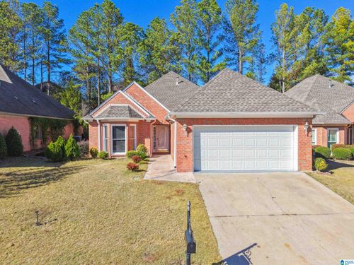 225 Crest Lake Dr, HOOVER, AL, 35244-3347 | Card Image