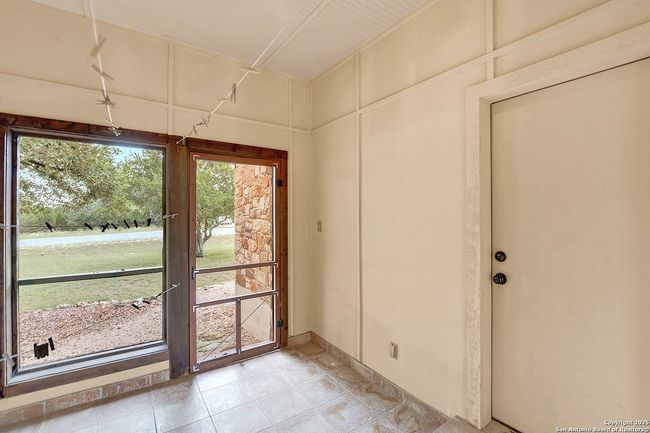 Breezeway to garage | Image 34