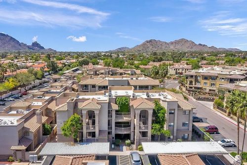 2009-7609 E Indian Bend Rd, Scottsdale, AZ, 85250-4601 | Card Image