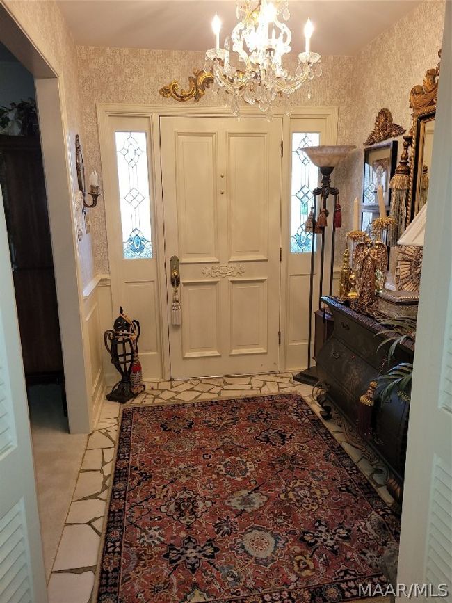 Front entrance | Image 7