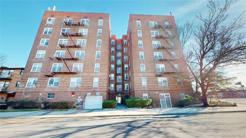 6e-85-04 63rd Dr, Rego Park, NY, 11374-4848 | Card Image