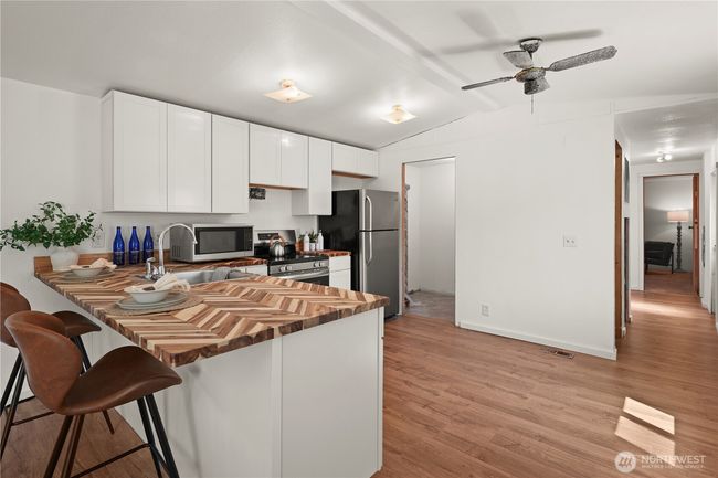 Butcher Block Counter Tops | Image 5