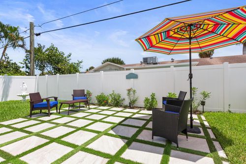 10044 Dasheen Ave, Palm Beach Gardens, FL, 33410-4747 | Card Image