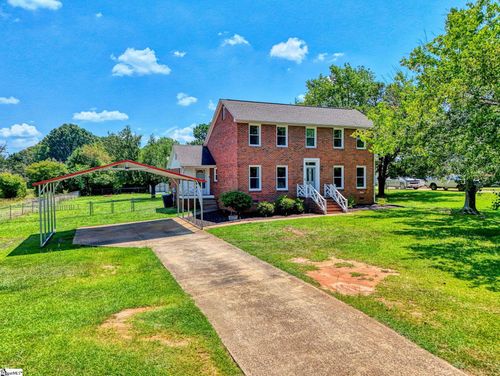 104 Locksley Dr, Greenwood, SC, 29649-9185 | Card Image