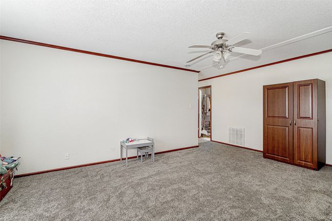 Main house - back living area | Image 24