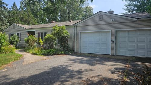 151 Wolf Swamp Rd, Longmeadow, MA, 01106-3238 | Card Image