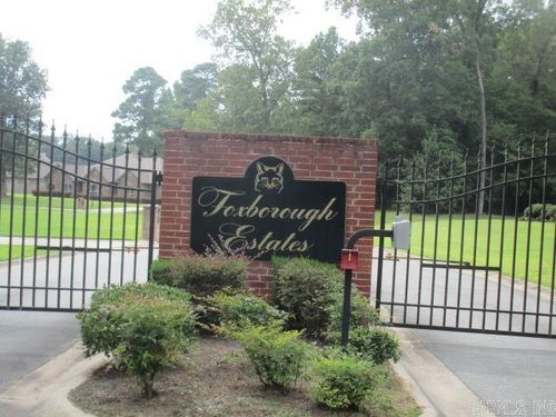 2405 Foxborough Cv, Pine Bluff, AR, 71603 | Card Image