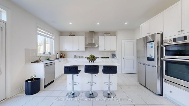 28 Great Railway Crt, House other with 5 bedrooms, 4 bathrooms and 6 parking in Kleinburg ON | Image 13