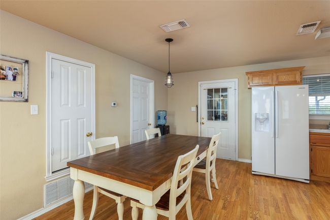 1300 Knob Rd, House other with 3 bedrooms, 2 bathrooms and null parking in Springtown TX | Image 18