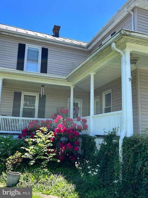 521 S Main St, Woodstock, VA, 22664-1257 | Card Image