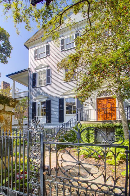 7 Legare St, Charleston, SC, 29401-2335 | Card Image