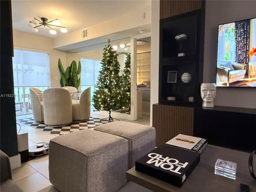 apt-101-7775 Nw 22nd St, Pembroke Pines, FL, 33024-0900 | Card Image