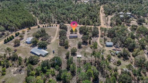 2442 Pinewood Dr, Chipley, FL, 32428-5583 | Card Image