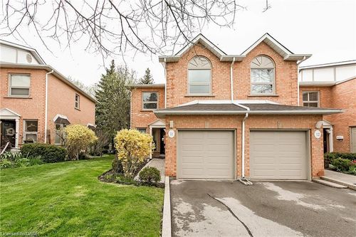 11-2065 6th Line, Oakville, ON, L6H5R8 | Card Image