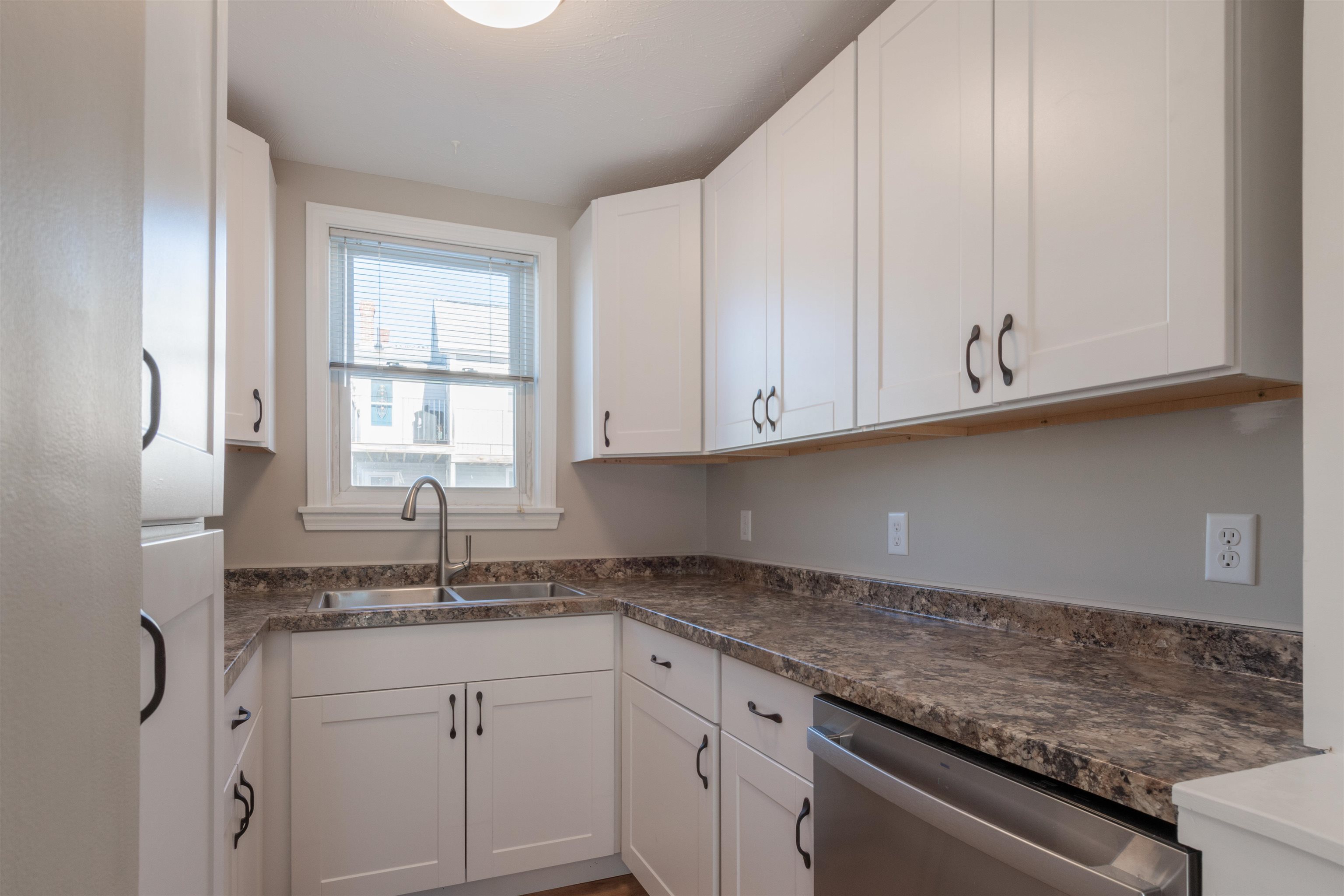 Residential Lease in Manchester 5