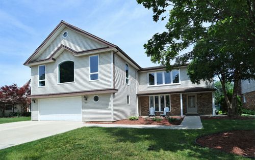 1000 E Ardyce Ln, Mount Prospect, IL, 60056-2633 | Card Image