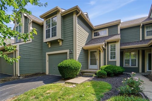 158-176 Queens Xing, Dayton, OH, 45458-5518 | Card Image