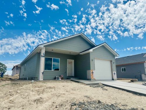 1022 S Eisenhower St, Jerome, ID, 83338-3255 | Card Image