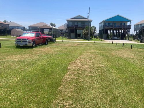 992 Meynig, Crystal Beach, TX, 77650 | Card Image