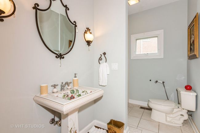 316 Juliana Ln, House other with 6 bedrooms, 5 bathrooms and 3 parking in Bloomingdale IL | Image 9