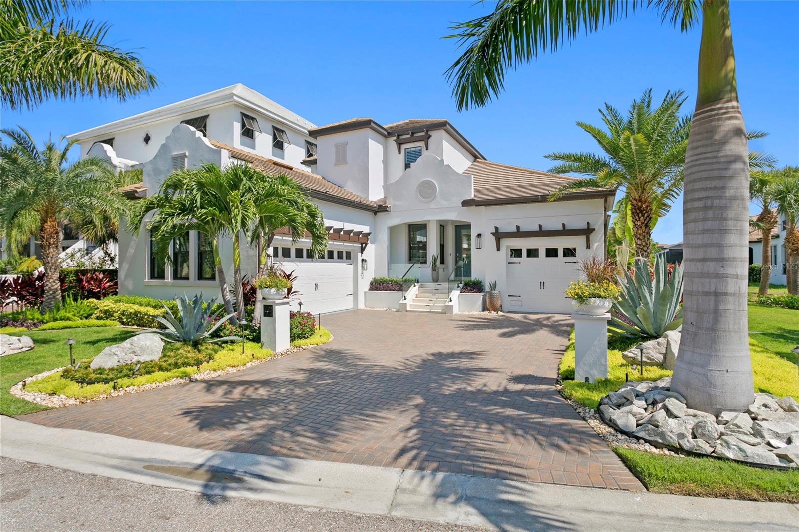 Christophers Watch Ln, Ruskin, FL 33570