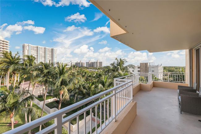 PH-12 - 765 Crandon Blvd, Condo with 3 bedrooms, 4 bathrooms and null parking in Key Biscayne FL | Image 30