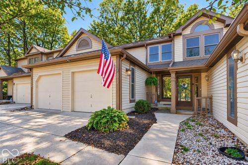 8052 Sunset Cove Dr, Indianapolis, IN, 46236-8542 | Card Image