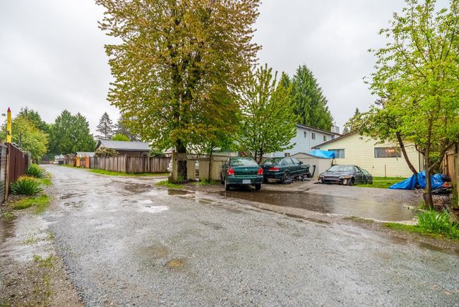 1951 Coquitlam Avenue, House other with 3 bedrooms, 2 bathrooms and 2 parking in Port Coquitlam BC | Image 27