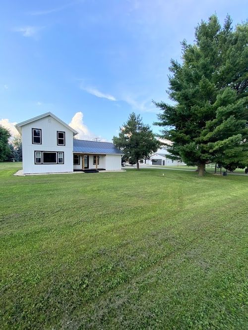 24308 Dunham Rd, Harvard, IL, 60033-9756 | Card Image