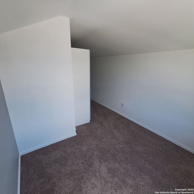 7808 Elm Run, House other with 2 bedrooms, 2 bathrooms and null parking in San Antonio TX | Image 19