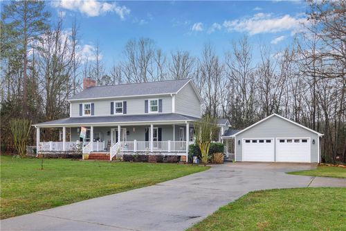 305 Farmdale Rd, Hodges, SC, 29653-9066 | Card Image