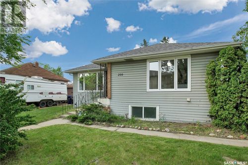 200 108th St, Saskatoon, SK, S7N1P6 | Card Image