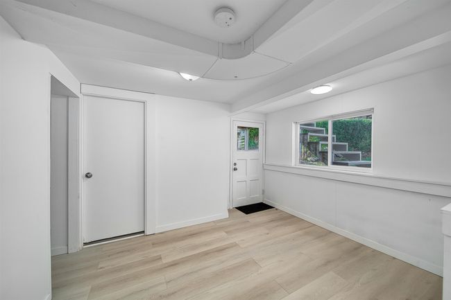 860 Whitchurch St, House other with 5 bedrooms, 2 bathrooms and 2 parking in North Vancouver BC | Image 17