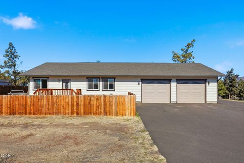 8560 6th St, Terrebonne, OR, 97760-9626 | Card Image