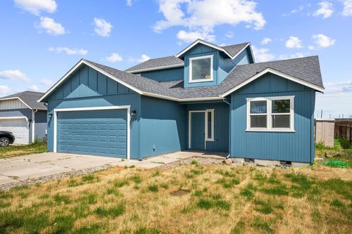 529 S Solar St, Airway Heights, WA, 99001-9059 | Card Image