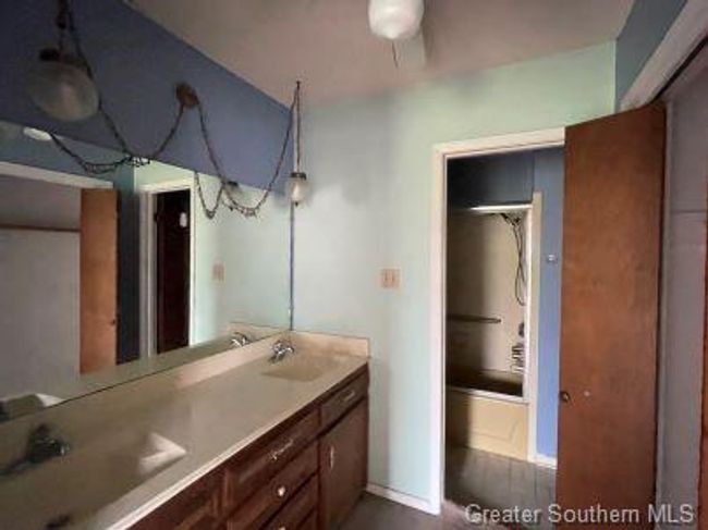 master bathroom | Image 8