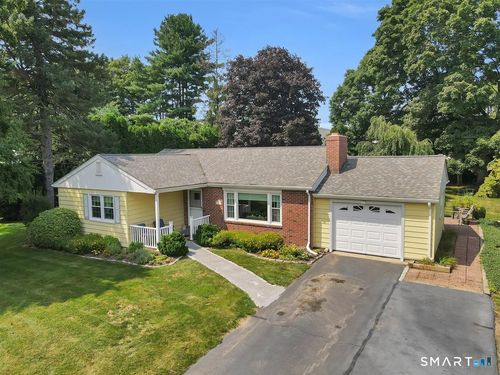 11 Castle View Dr, Chester, CT, 06412-1230 | Card Image