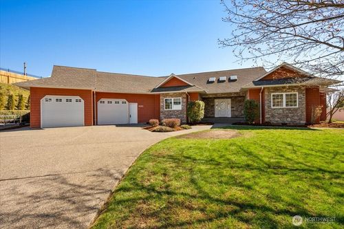 12221 237th Avenue E, Buckley, WA, 98321 | Card Image