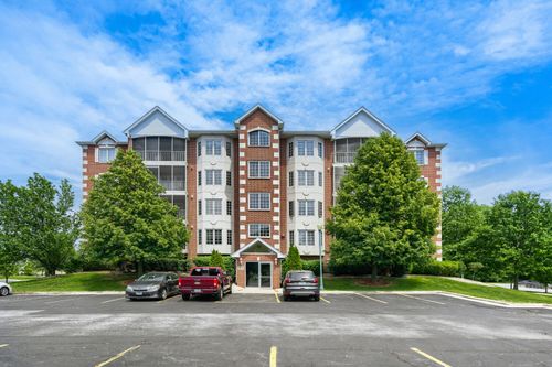3nw-7710 Greenway Blvd, Tinley Park, IL, 60487-5470 | Card Image