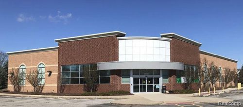 63033 Van Dyke Rd, Washington Twp, MI, 48095-2870 | Card Image