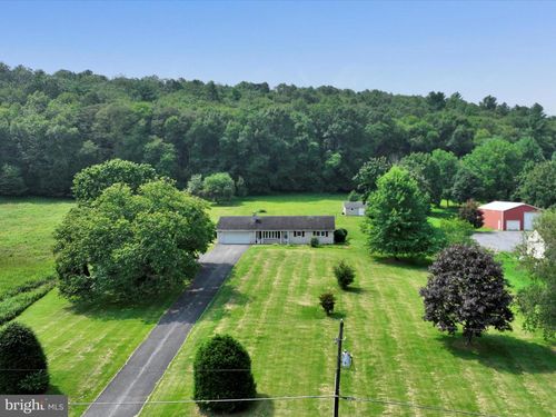 20 Brookside Rd, PINE GROVE, PA, 17963-9152 | Card Image